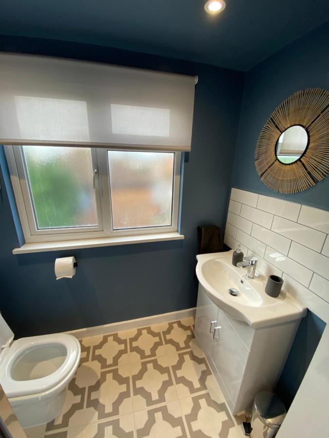 Lovely Spacious Loft Close To Train Station Worthing Ngoại thất bức ảnh